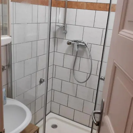 Гостевой дом Pensionszimmer Unicat 3*