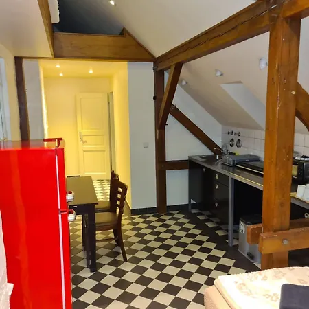 Гостевой дом Pensionszimmer Unicat 3*
