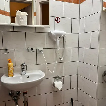 Pensionszimmer Unicat 3*