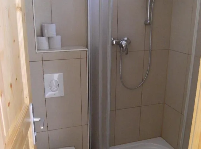 Pensionszimmer Unicat 3*