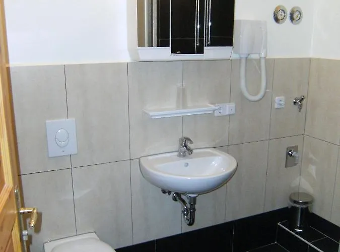 Pensjonat Pensionszimmer Unicat Poczdam