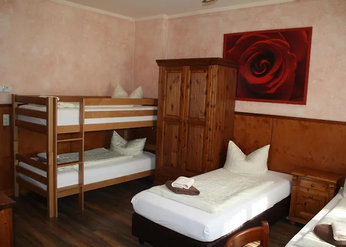 Pensionszimmer Unicat 3*